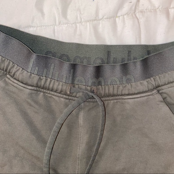 Lululemon refreshed routine hr joggers - Picture 2 of 2